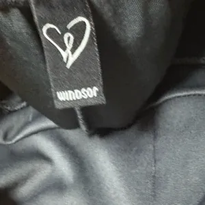 Windsor Gray Cross Over Back‎ Romper Size Large thumbnail 8