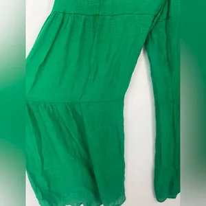 Nanette Lepore Vibrant Green Flared  layered flowy  Pants thumbnail 4