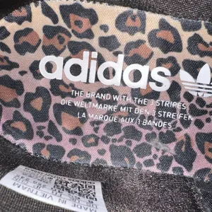 Size 8 - adidas NMD_R1 Black Leopard W thumbnail 8
