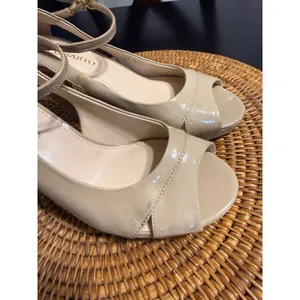 Franco Sarto Nude Patent Peep Toe Platform Heels Ankle Strap Pumps Size 8.5M‎ thumbnail 4
