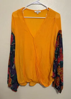 Umgee XL Mustard Floral Balloon Sleeve Boho Blouse Boutique Top thumbnail 1