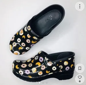 Dansko thumbnail 1