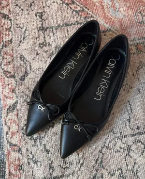Calvin Klein black pointy ballet flats sz 8M thumbnail 1