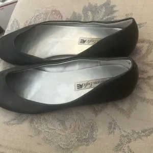 FINAL MARKDOWN American eagle outfitters flats 8 1/2 thumbnail 3