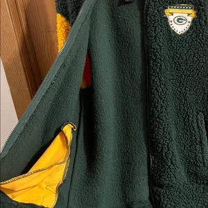 Green Bay Packers NFL Full Zip Sherpa Hoodie‎ NWOT Small thumbnail 7