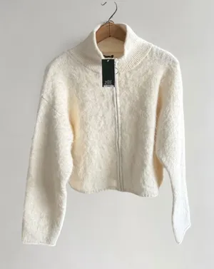 Wild Fable Ivory Fuzzy Zip Up Mock Neck Cropped‎ Sweater XS Oversized Cream thumbnail 1