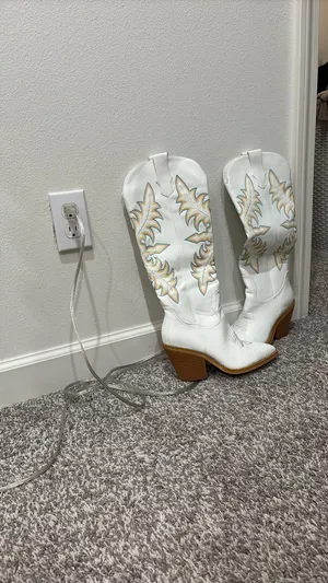 Isnom Cowgirl Boots White Size 8 thumbnail 3