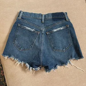 Abercrombie & Fitch Denim High Rise Mom Short thumbnail 3