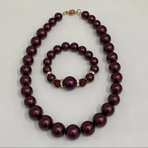 Burgundy Glass Pearl Necklace/Bracelet Set thumbnail 5