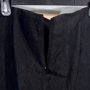 Halara Black Corduroy Mini Skirt W/ built in Short Womens XL NWT Preppy Academia thumbnail 5
