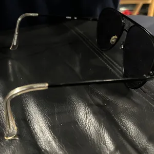 Quay Iconic 126 Black Frame Blue Lens thumbnail 4