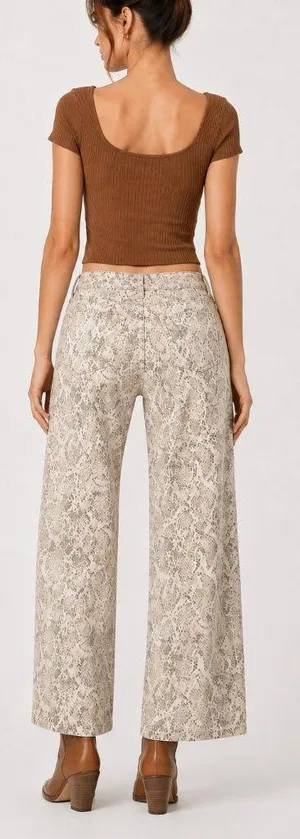 NWT Wild Fable Low Rise Baggy Wide Leg Snake-Print Jeans White Tan Size XXS thumbnail 2