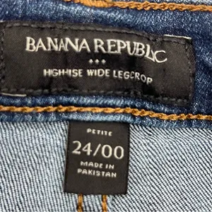 Banana Republic Factory Women's Dark Blue Cropped Jeans thumbnail 10