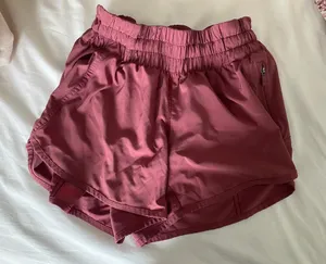 Lululemon Tracker Shorts thumbnail 1