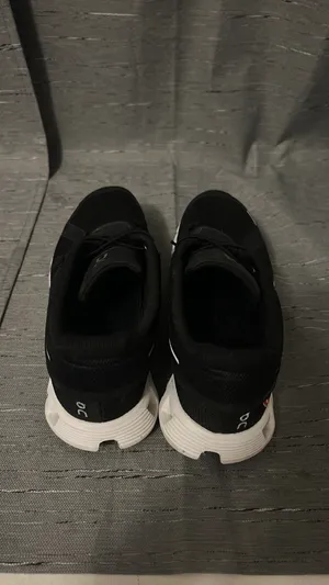 On Cloud Shoes thumbnail 7
