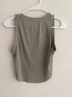 american eagle green tank thumbnail 2