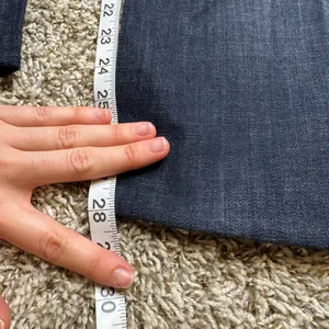 👖 Rock‎ & Republic Bootcut Jeans Women’s 12 ✨ Dark Wash Embroidered Pockets 💙 thumbnail 6