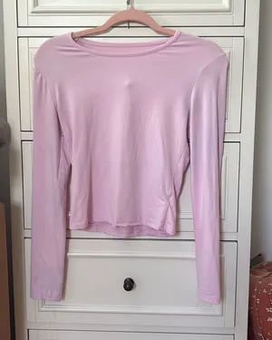 TikTok shop Pink Long Sleeve thumbnail 1