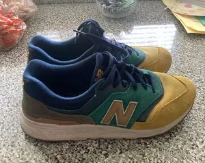 New Balance Shoes Men’s 997 thumbnail 1