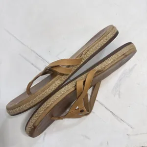 UGG Women's Brown Leather Espadrille Boho Annice Flat Thong Sandals Women's 8 thumbnail 6