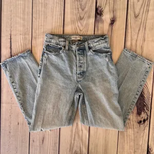 Abercrombie & Fitch Distressed High Rise Straight Leg Dad Jeans thumbnail 2