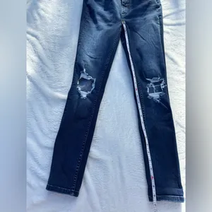 Free People Women’s Distressed Skinny Jeans Size 26 Effortlessly Cool‎ Ripped thumbnail 5