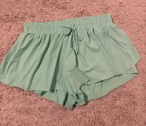 Boutique Butterfly Shorts thumbnail 1