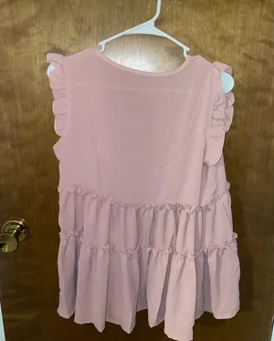 pink flowy shirt thumbnail 2