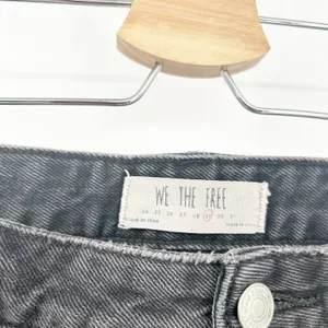 Free People FP We The Free Womens Raw Hem Distressed Western Flare Jeans Size 29 thumbnail 5