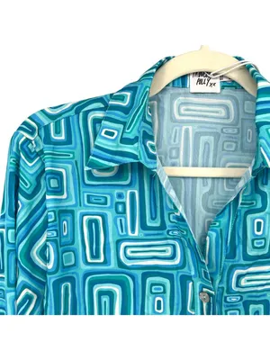 Princess Polly Electric Vibe Retro Blue Geometric Button-Up Shirt Size 4 NWT thumbnail 3