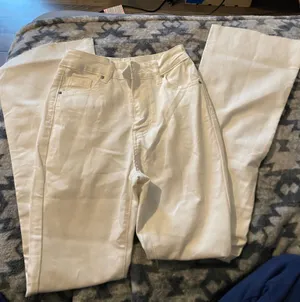 White flare pants Size XS thumbnail 1