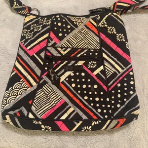 Vera Bradley Northern Stripes Crossbody Bag Quilted‎ Black White Pink thumbnail 2