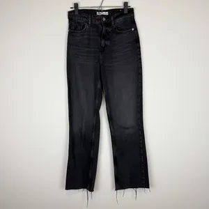 Zara High Rise Straight Leg Raw Hem Jeans Faded Black Size‎ 2 thumbnail 3