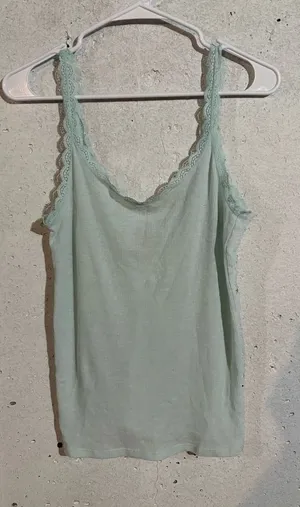 Victoria’s Secret Lace Trim Tank Top | Size: Medium thumbnail 1