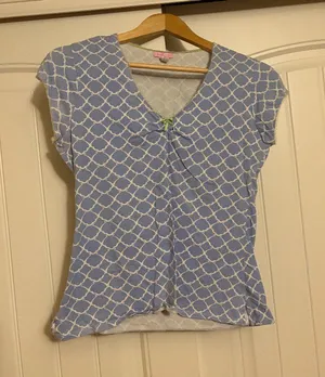 Lilly Pulitzer Shell Print T Shirt Small Short Sleeve Ruched Front Cotton Blend thumbnail 1