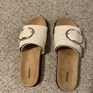 Sonoma Cream Sandals with Wide Strap Design thumbnail 1