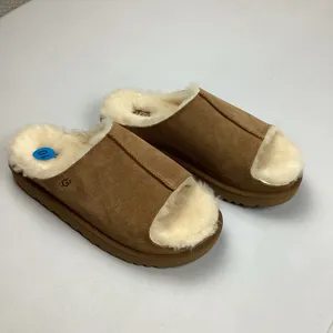 UGG Women’s Suede Greenport Open Toe Slides Brown Sz 10 NWOT Retail $125 thumbnail 2