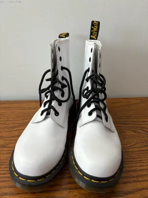 Dr. Martens boots thumbnail 2