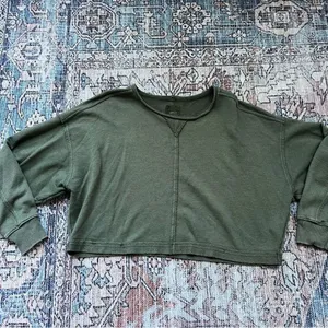 Aerie Beach Party Olive Green Cropped Crewneck Sweatshirt Size XL thumbnail 6