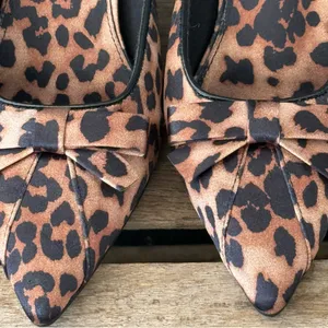 Jason Wu Leopard Print Pointed Toe Slingback Bow‎ Kitten Heels Sz 7 A39 thumbnail 6