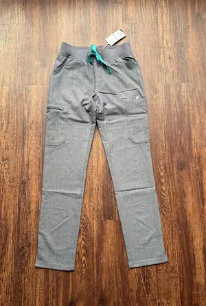 NWT FIGS Women’s Graphite Gray Yola Skinny Scrub Pants - Size XXS Petite thumbnail 1