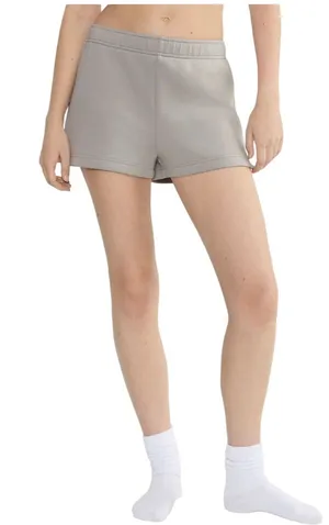 Aritzia The Group by Babaton Diversion Shorts – Size Large thumbnail 1