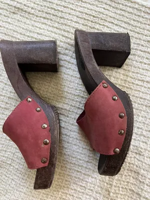 Burgundy Mules/ Clogs Size 9 thumbnail 3