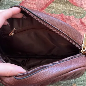 NWOT purse thumbnail 3