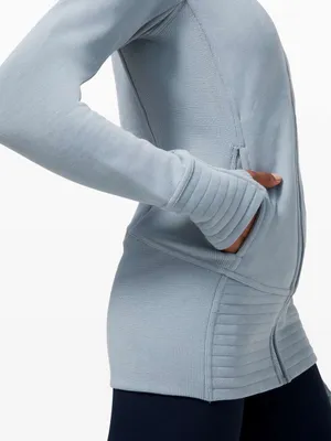Lululemon Radiant Jacket II in Chambray Sz: 4 thumbnail 3