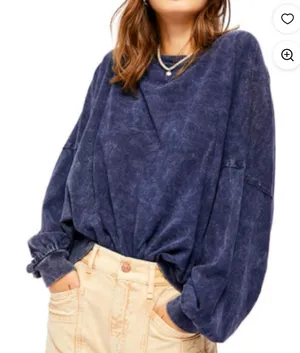 FREE PEOPLE Womens Medium Navy Acid Wash Long Sleeve Crew Neck Top thumbnail 1