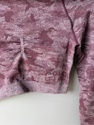 Gymshark Camo Seamless Long Sleeve Crop Top Pink Mauve Women’s thumbnail 2