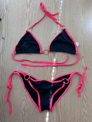 B45 New Womens AMI Sexy 2Pc Black Coral String Bikini Set Gold Ring Medium/Large thumbnail 1