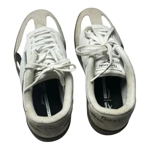 Reebok Women’s Athletic Sporty Athleisure Style Lace Up Sneakers Sz 8 thumbnail 4