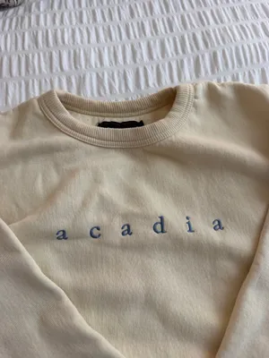 Vintage Baby Yellow Acadia Sweatshirt thumbnail 2